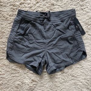 Supplies by Union Bay Shorts. SIZE M
